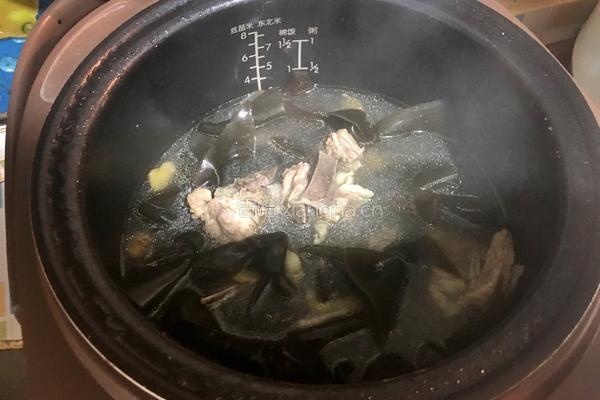 海带排骨汤的做法图解5