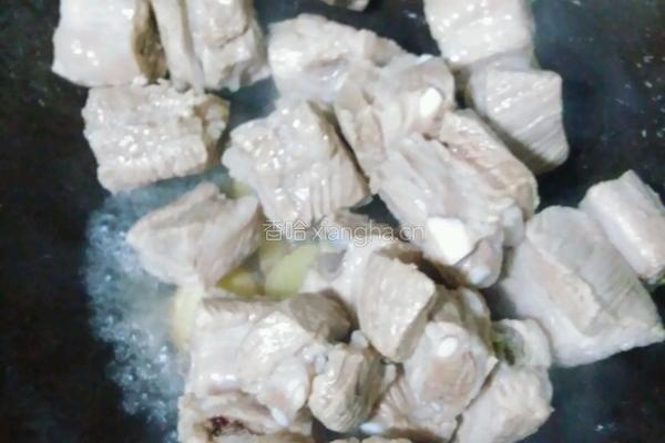 山药排骨汤的做法图解3