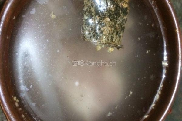 杜仲腰尾汤的做法图解3