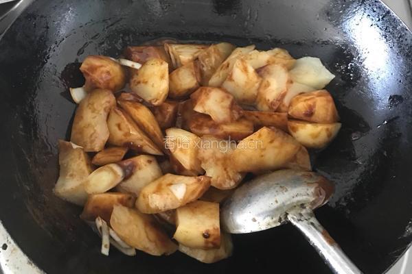 蛤蟆炖土豆的做法图解7