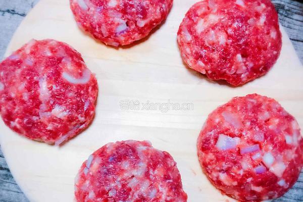 洋葱牛肉饼的做法图解9