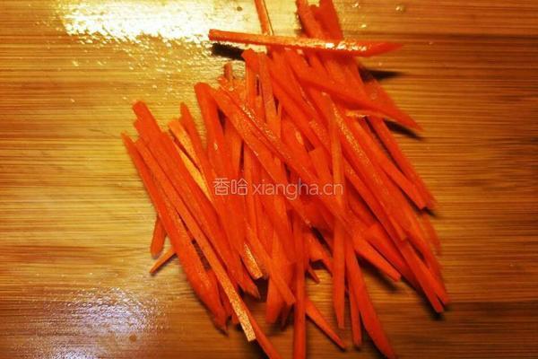 口蘑炒西芹的做法图解3