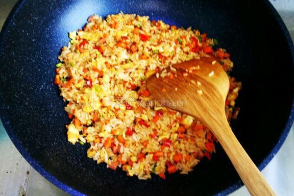 炒米饭(超级简单）的做法图解4