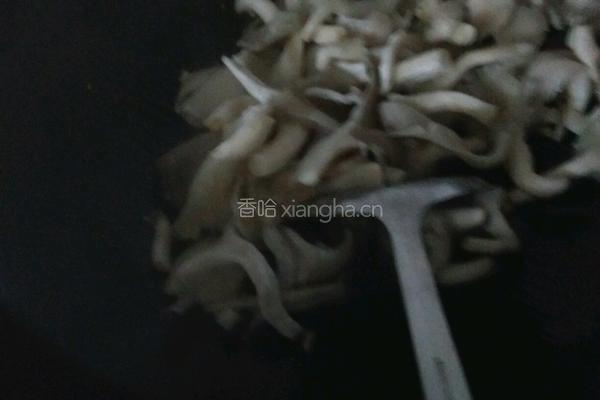 秀珍菇煮肉的做法图解6