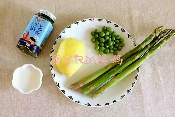 豌豆芦笋浓汤的做法图解1