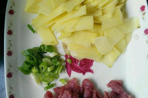 油菜土豆片的做法图解1