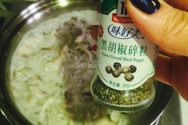 蘑菇培根白汁意面的做法图解11