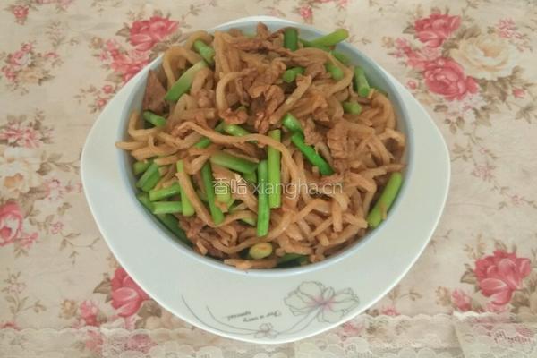 肉丝蒜苔炒饼