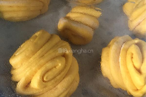 胡萝卜牛奶花卷的做法图解18