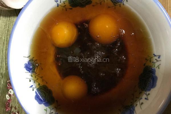 红糖老酒炖蛋的做法图解4