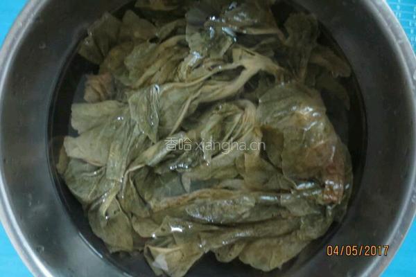 梅干菜扣肉的做法图解3