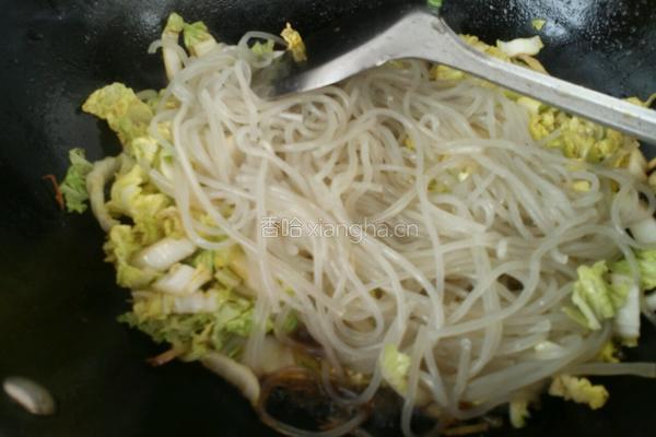 娃娃菜粉条柴鸡的做法图解5