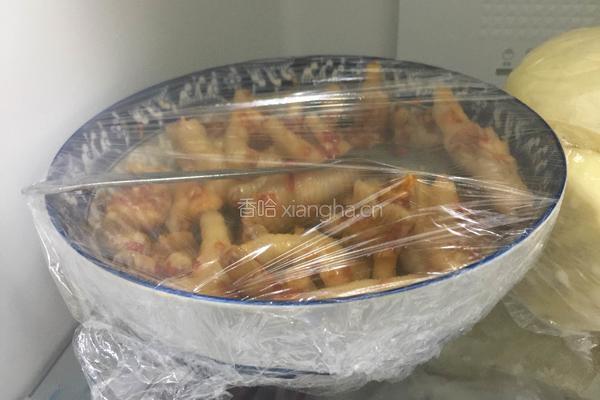 酸辣鸡脚的做法图解6