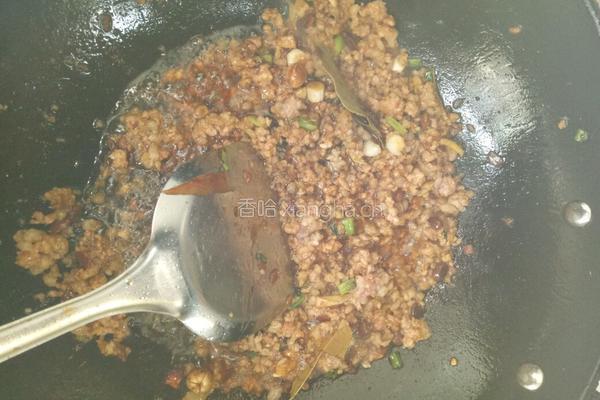 肉沫豌豆炖茄子的做法图解9