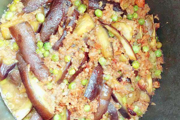 肉沫豌豆炖茄子的做法图解16