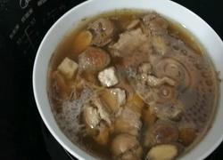 药材蒸瘦肉汤