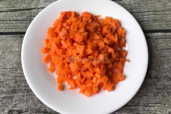 咸鱼鸡粒炒饭的做法图解4