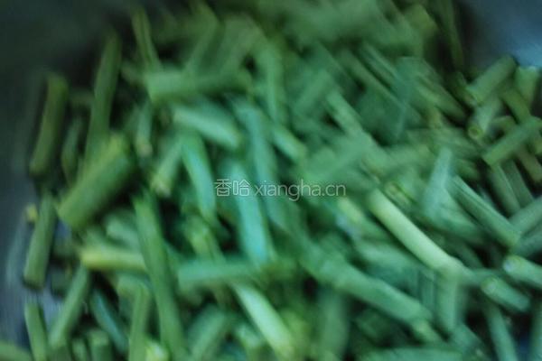 长豆角炒肉末菠菜鸡蛋汤的做法图解4