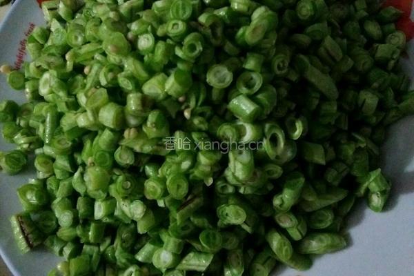 豆角炒肉的做法图解2