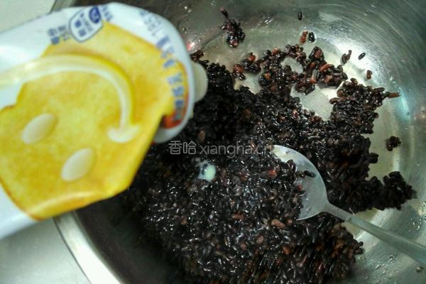 紫米奶酪面包的做法图解9