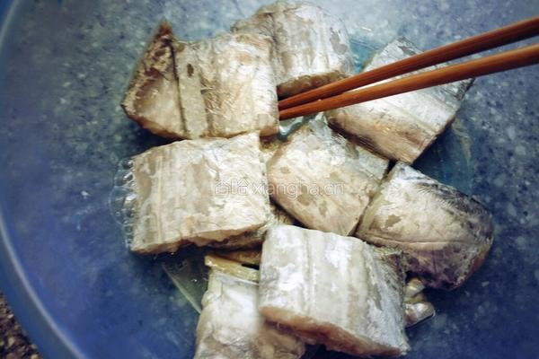 香煎带鱼的做法图解3