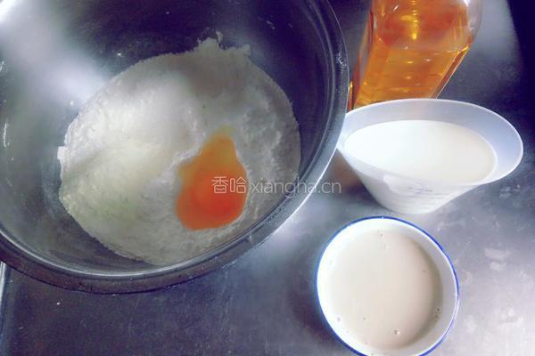 肉松火腿面包的做法图解1