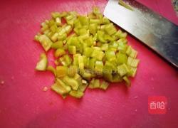 五餐肉虾仁尖椒饼的做法图解3