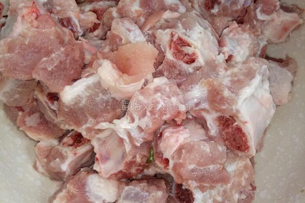蒜香红烧豌豆排骨(电饭锅版)的做法图解1