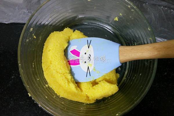 花式椰蓉面包的做法图解2