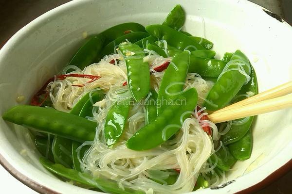 荷兰豆拌粉丝的做法图解7