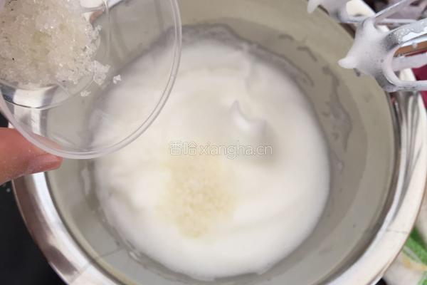 椰香戚风蛋糕6寸的做法图解7