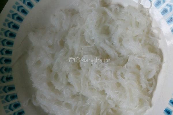 肉末粉丝娃娃菜的做法图解2