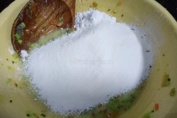 辅食鲜虾蔬菜饼的做法图解4