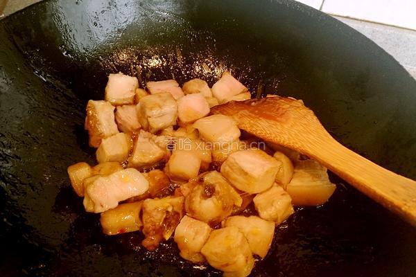 土豆红烧肉的做法图解5