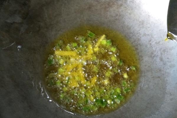 炒青椒绿豆芽的做法图解4