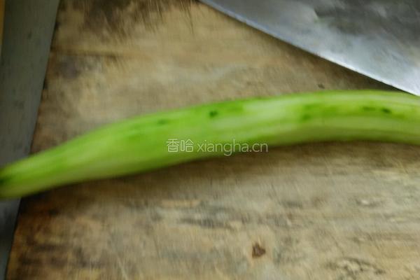 黄瓜拌西红柿的做法图解2