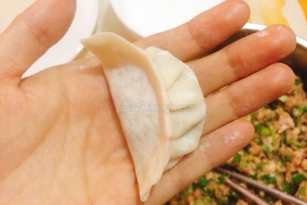 韭菜馅饺子的做法图解7