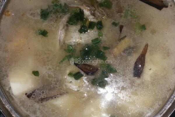 超简单的豆腐鲫鱼汤的做法图解8