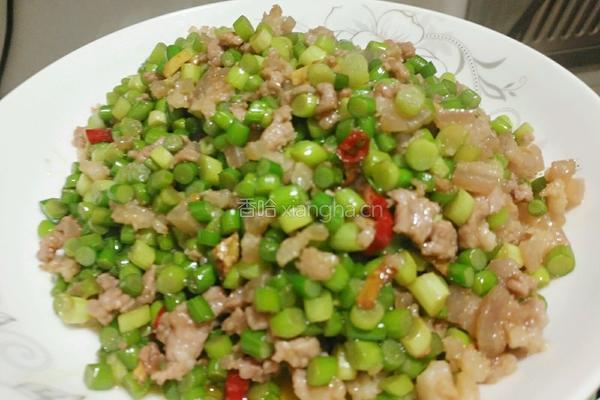 肉末炒蒜薹