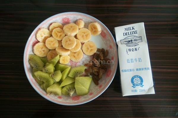 水果燕麦牛奶的做法图解2