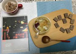 桃胶皂角米雪燕羹