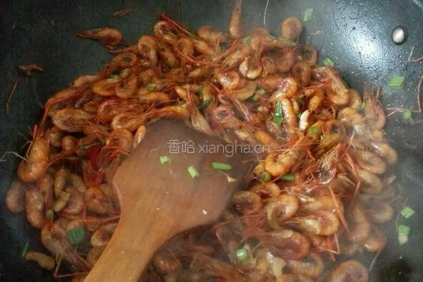 油爆野生河虾的做法图解5