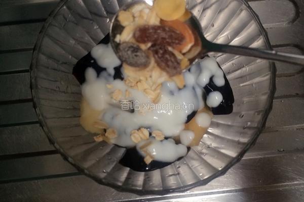 龟苓膏酸奶杯的做法图解4