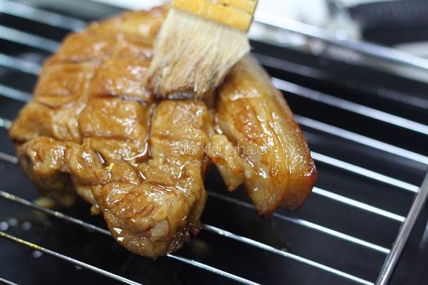 粤菜中广受欢迎的美味蜜汁叉烧的做法图解9