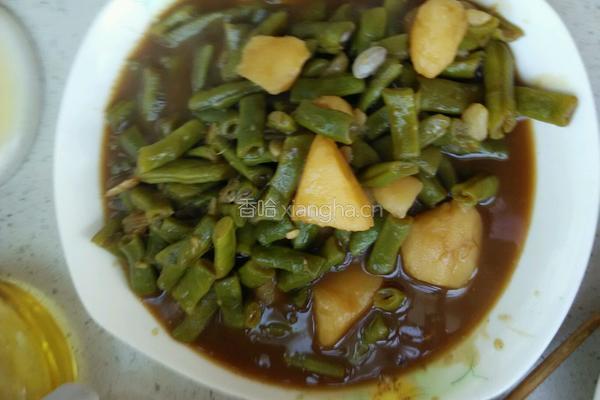 土豆烧豆角的做法图解12
