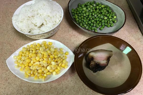 腊味炒饭的做法图解1