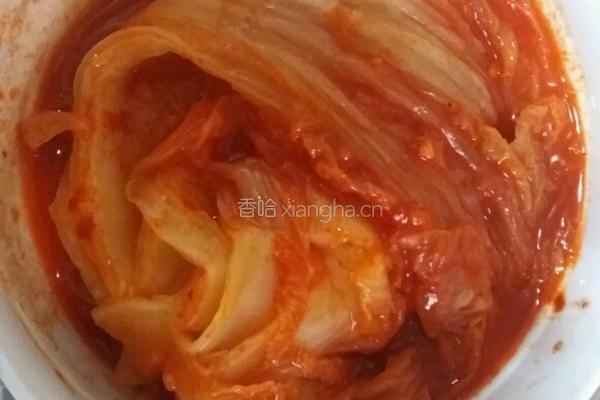 猪肉香菇泡菜饼的做法图解1