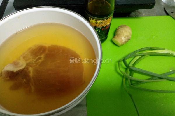 自制红烧大排的做法图解1