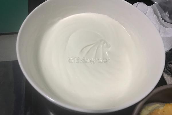 榴莲慕斯蛋糕的做法图解6