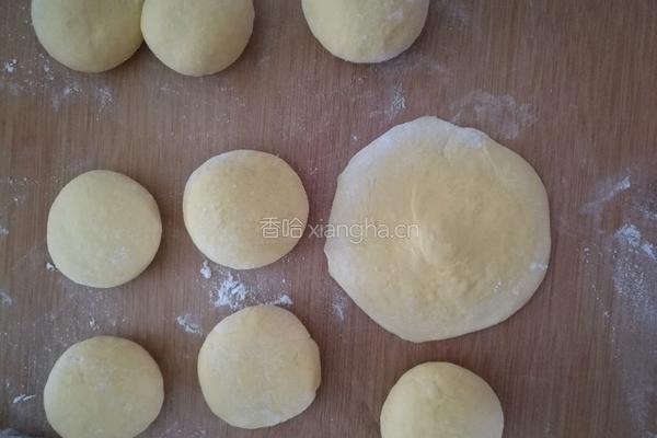 南瓜韭菜素包子的做法图解9